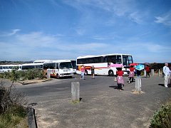 6640_Tour_busses_at_Loch_Ard_Gorge
