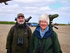 2338_local_birders_Peter_and_Sue