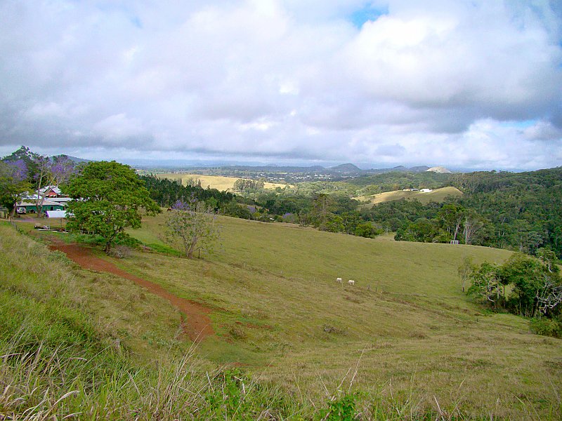1256_Yungaburra_view.JPG