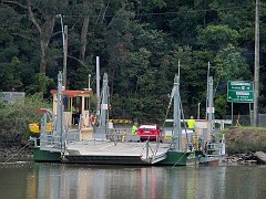4445_Wisemans_Ferry_ferry