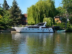 3639_Large_boat